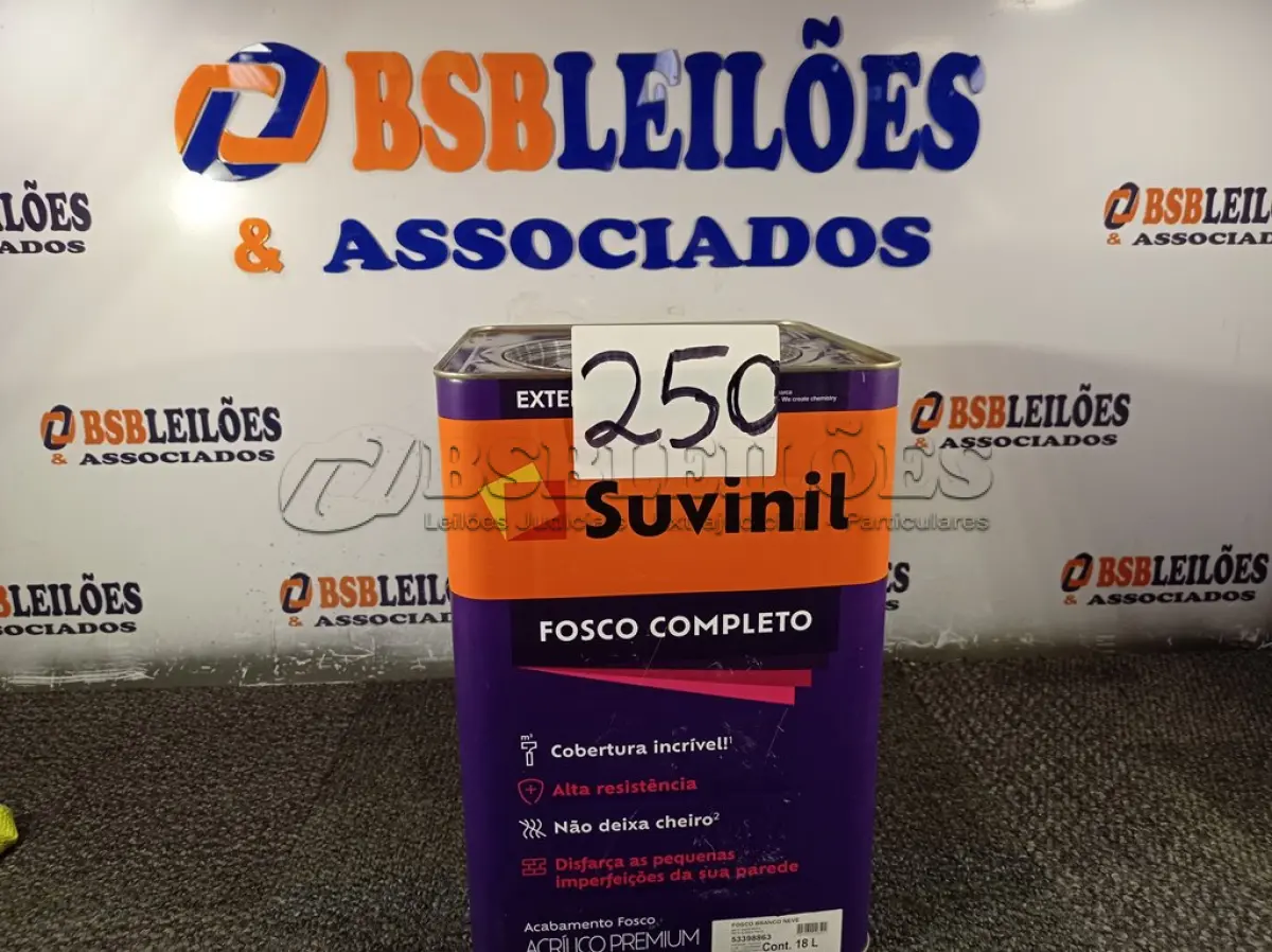 LOTE 250 - 01 LATA DE TINTA SUVINIL FOSCO SEM CHEIRO COMPLETO EXTERIOR/INTERIOR  18 LITROS NA COR FOSCO BRANCO NEVE (NO ESTADO, NÃO SABEMOS SE FUNCIONA. LEILÃO NÃO TEM GARANTIA E NEM DEVOLUÇÃO, SUJEITO A POSSÍVEIS AVARIAS VISÍVEIS/OCULTAS E/OU AUSÊNCIA DE COMPONENTES)