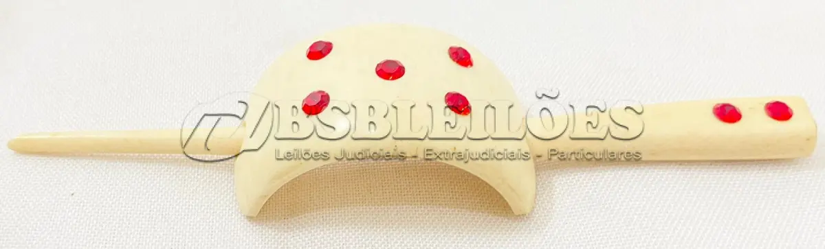 LOTE 252 - PRENDEDOR DE CABELO CHINÊS , DÉCADA DE 40 RARIDADE EM MARFIM ESCULPIDO 14 CM (NO ESTADO)