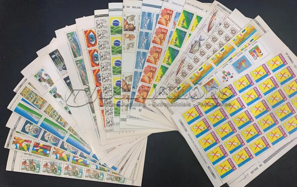 LOTE 621 - LOTE COM COLEÇÕES DE SELOS SÃO 65 CARTELAS COMPLETAS COM SELOS EM ÓTIMOS ESTADO (NO ESTADO)