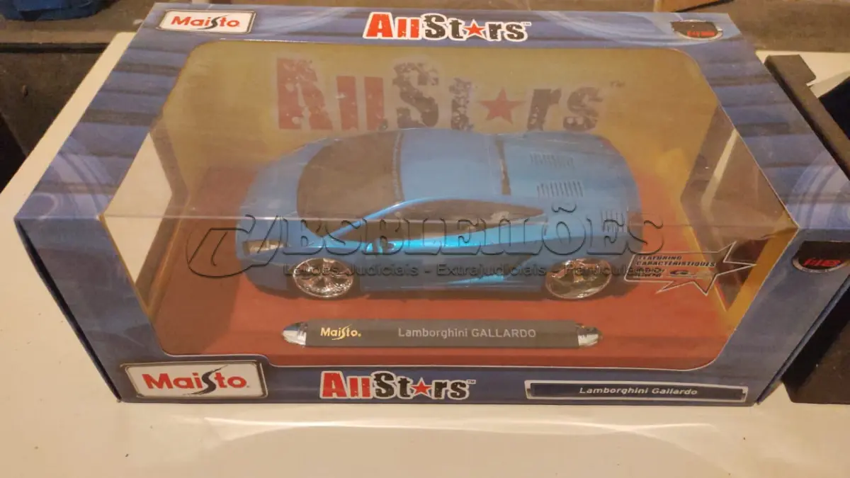 LOTE 478 - LOTE COM 3 MINIATURAS ESCALAS 1/18 NOVAS (NO ESTADO)