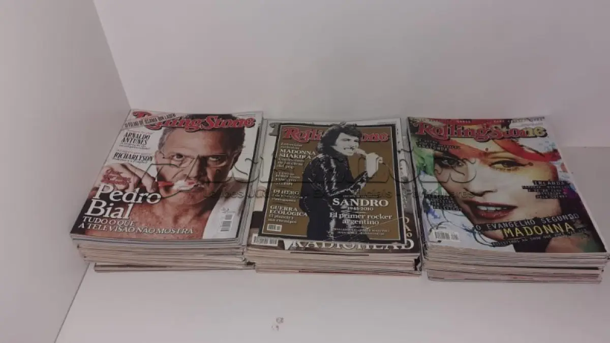 LOTE 578 - COLEÇÃO COM 82 REVISTAS ROLLINGSTINE (NO ESTADO)