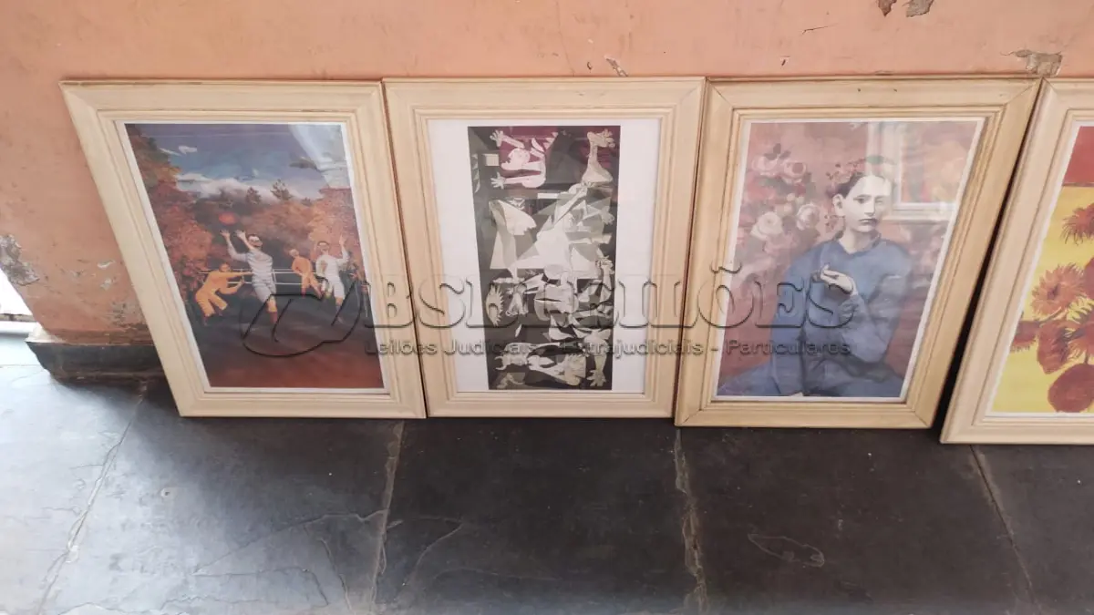 LOTE 523 - LOTE COM DIVERSOS QUADROS ANTIGOS (NO ESTADO)