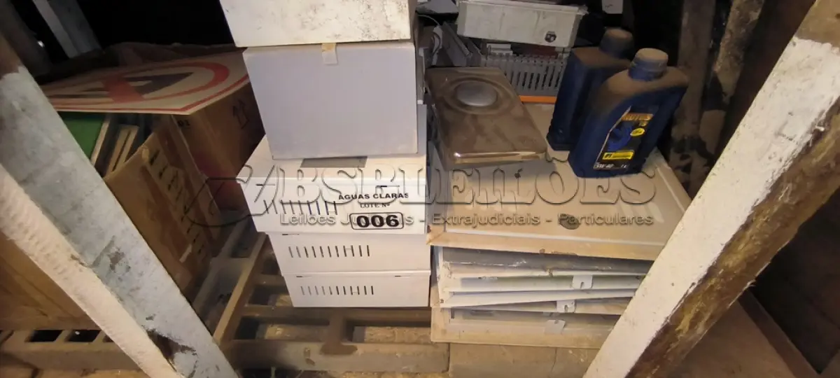 LOTE 006 - 01 LOTE COM FONTE AUXILIAR E QUADROS ELÉTRICOS (NO ESTADO)