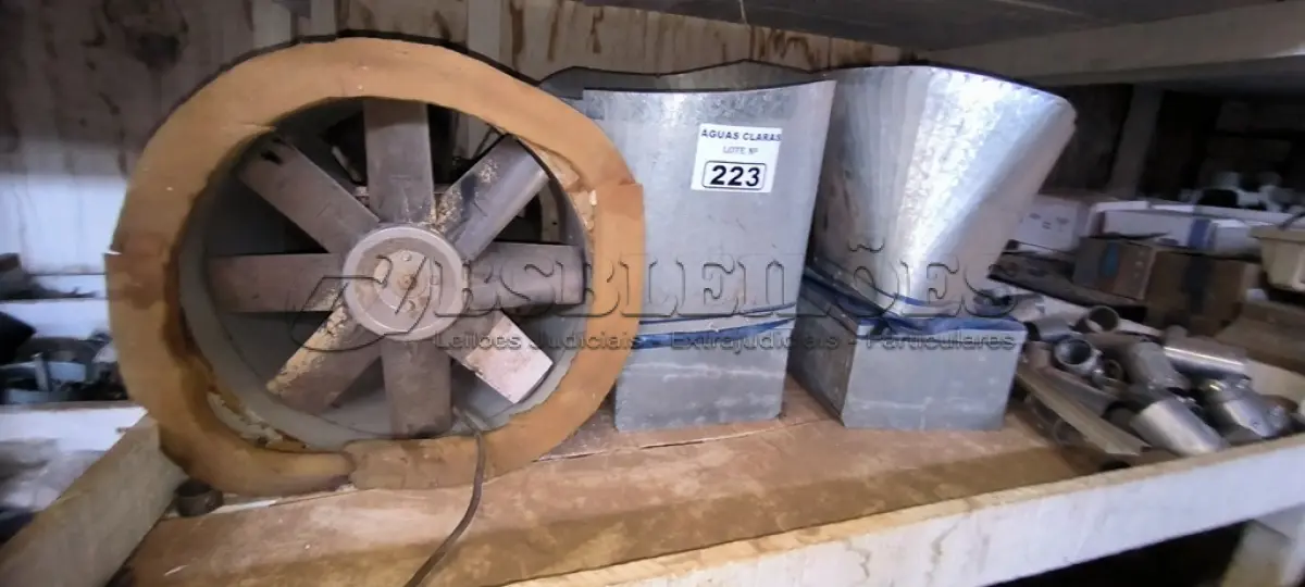 LOTE 223 - 03 EXAUSTORES E LUVAS PARA CONDULETES (NO ESTADO)