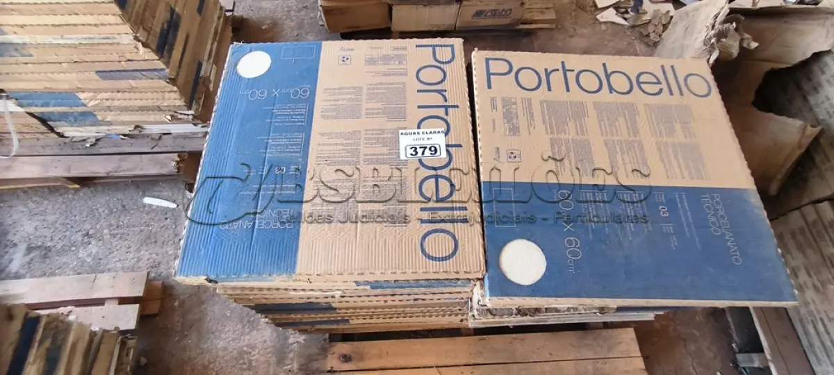 LOTE 379