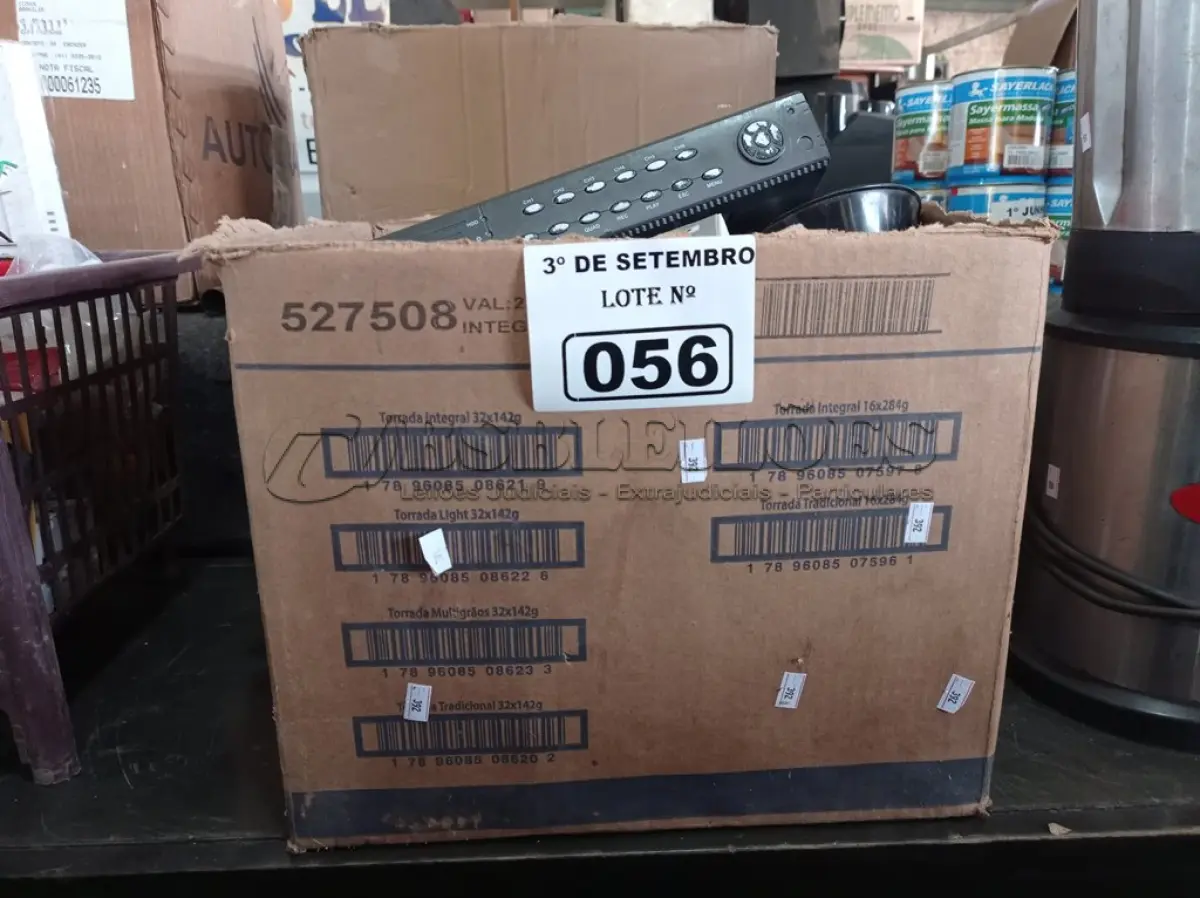 LOTE 056 - 01 DVR E VÁRIAS CÂMERAS DE SEGURANÇA. (NO ESTADO) ATENÇÃO! FAZER A VISITAÇÃO ANTES DE ARREMATAR, NÃO SABEMOS SE FUNCIONA. LEILÃO NÃO TEM GARANTIA E NEM DEVOLUÇÃO, SUJEITO A POSSÍVEIS AVARIAS VISÍVEIS/OCULTAS E/OU AUSÊNCIA DE COMPONENTES.
