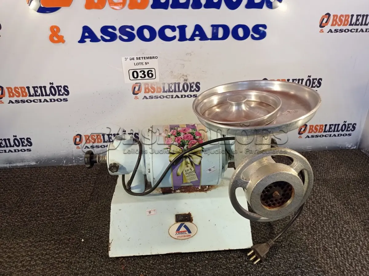 LOTE 036