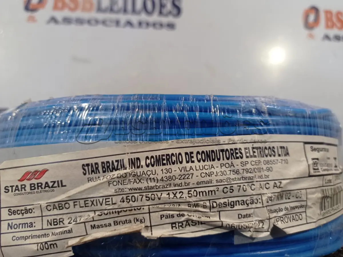 LOTE 170 - 01 ROLO DE CABO FLEXÍVEL 100M, 2,5MM NA COR CINZA. (NO ESTADO) ATENÇÃO! FAZER A VISITAÇÃO ANTES DE ARREMATAR, NÃO SABEMOS SE FUNCIONA. LEILÃO NÃO TEM GARANTIA E NEM DEVOLUÇÃO, SUJEITO A POSSÍVEIS AVARIAS VISÍVEIS/OCULTAS E/OU AUSÊNCIA DE COMPONENTES.