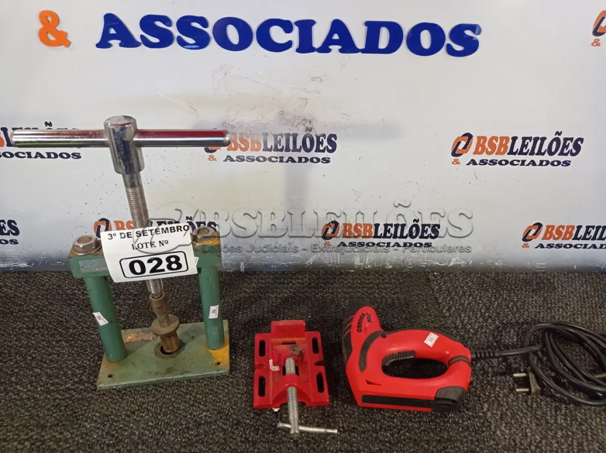 LOTE 028