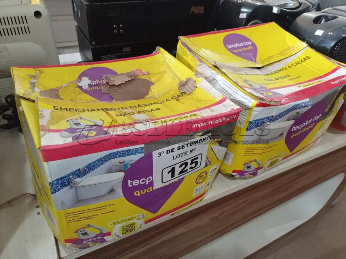 LOTE 125 - 02 CAIXAS DE ARGAMASSA POLIMÉRICA TECPLUS TOP QUARTZOLIT 18KG. (NO ESTADO) ATENÇÃO! FAZER A VISITAÇÃO ANTES DE ARREMATAR, NÃO SABEMOS SE FUNCIONA. LEILÃO NÃO TEM GARANTIA E NEM DEVOLUÇÃO, SUJEITO A POSSÍVEIS AVARIAS VISÍVEIS/OCULTAS E/OU AUSÊNCIA DE COMPONENTES.