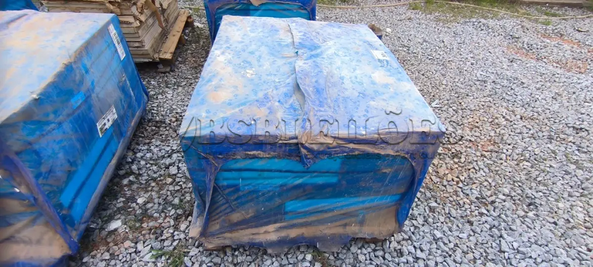 LOTE 306 - 01 LOTE COM REVESTIMENTO 30CM X 60CM ANTARDIDA BOLD (NO ESTADO)