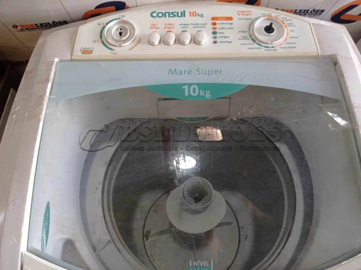 LOTE 202 - 01 MÁQUINA DE LAVAR ROUPAS MARCA CÔNSUL CAPACIDADE 10KG. (NO ESTADO) ATENÇÃO! FAZER A VISITAÇÃO ANTES DE ARREMATAR, NÃO SABEMOS SE FUNCIONA. LEILÃO NÃO TEM GARANTIA E NEM DEVOLUÇÃO, SUJEITO A POSSÍVEIS AVARIAS VISÍVEIS/OCULTAS E/OU AUSÊNCIA DE COMPONENTES.