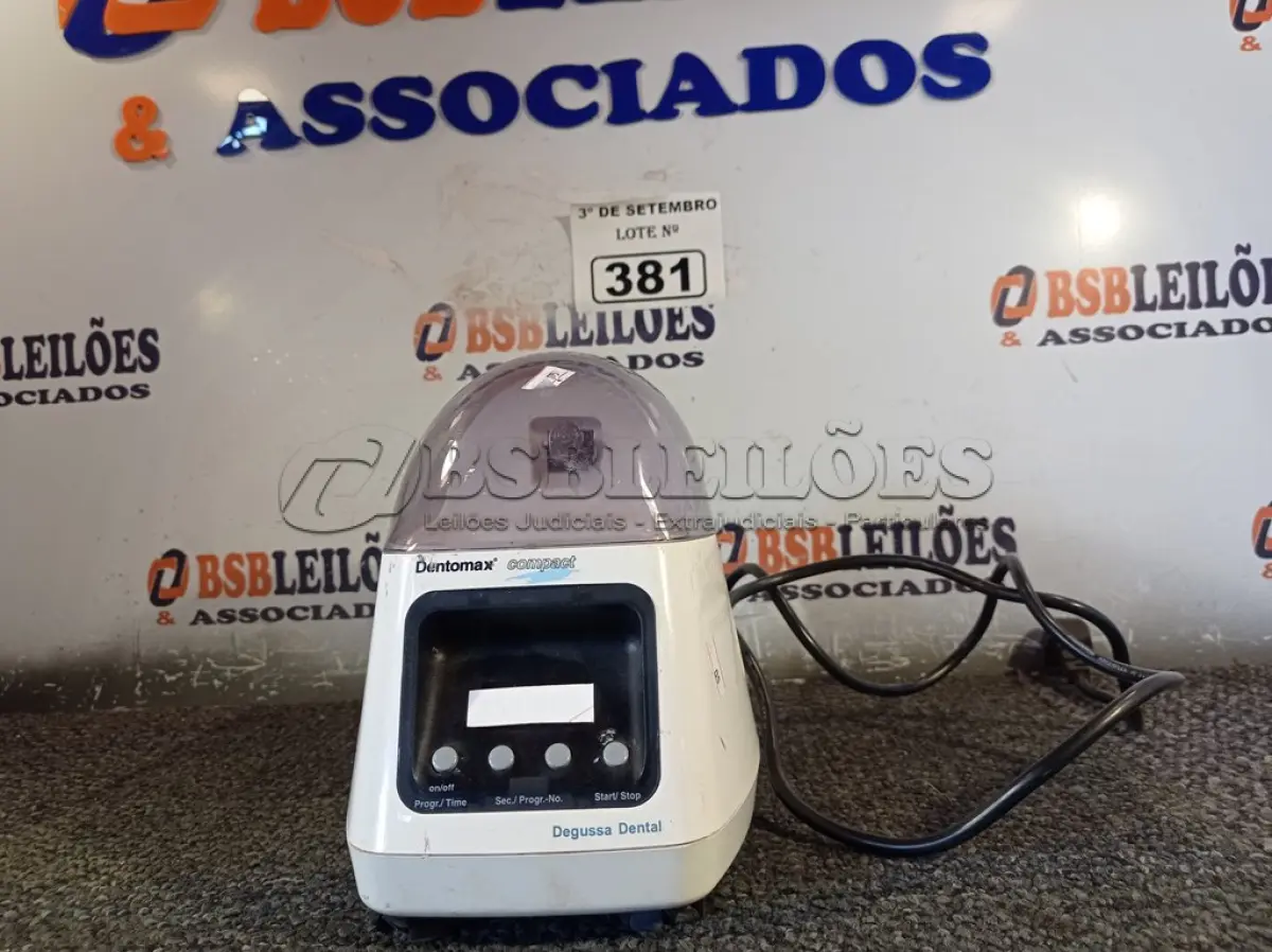 LOTE 381 - 01 AMALGAMADOR DENTO MAX COMPACT. (NO ESTADO) ATENÇÃO! FAZER A VISITAÇÃO ANTES DE ARREMATAR, NÃO SABEMOS SE FUNCIONA. LEILÃO NÃO TEM GARANTIA E NEM DEVOLUÇÃO, SUJEITO A POSSÍVEIS AVARIAS VISÍVEIS/OCULTAS E/OU AUSÊNCIA DE COMPONENTES.