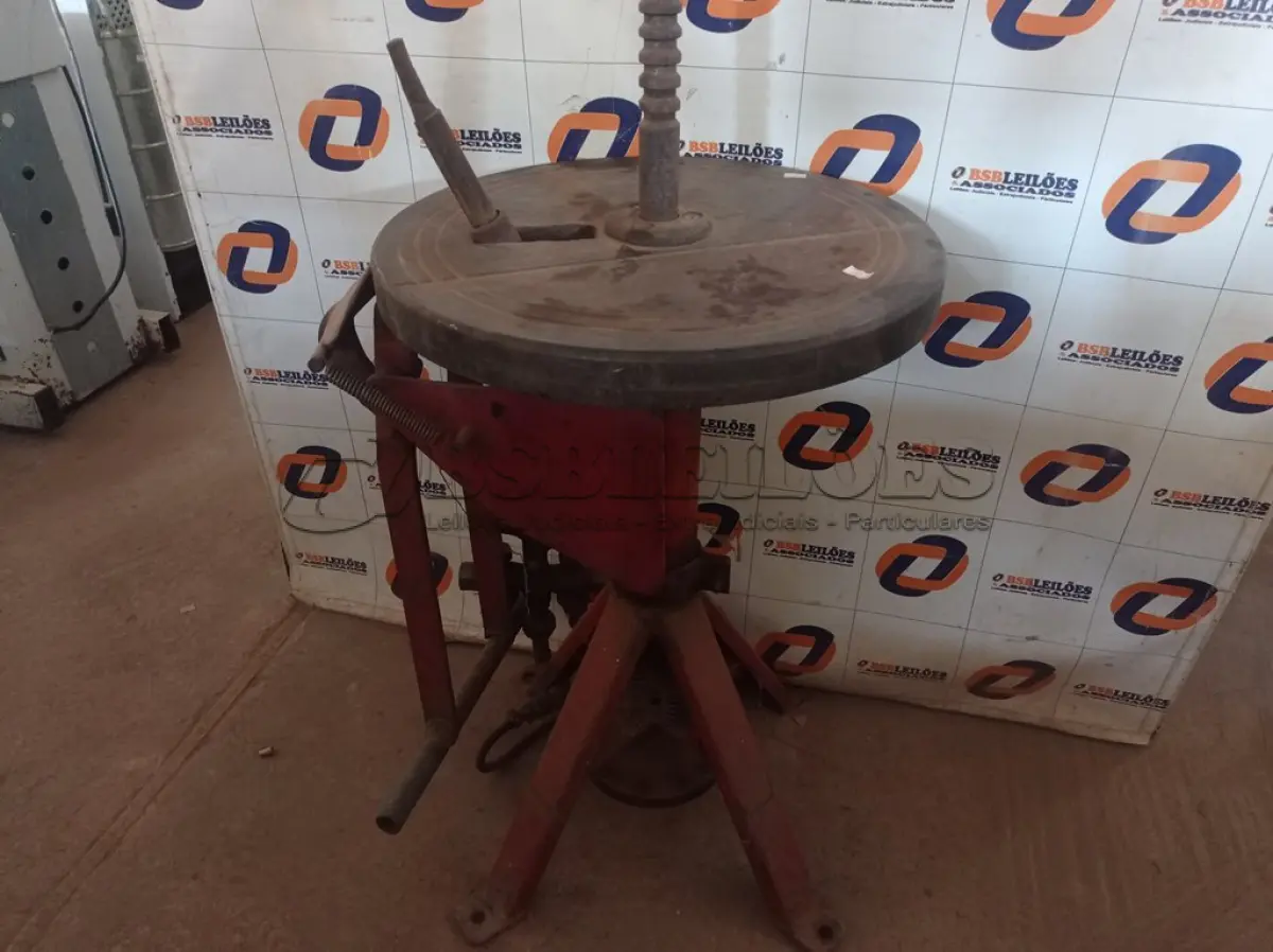 LOTE 191