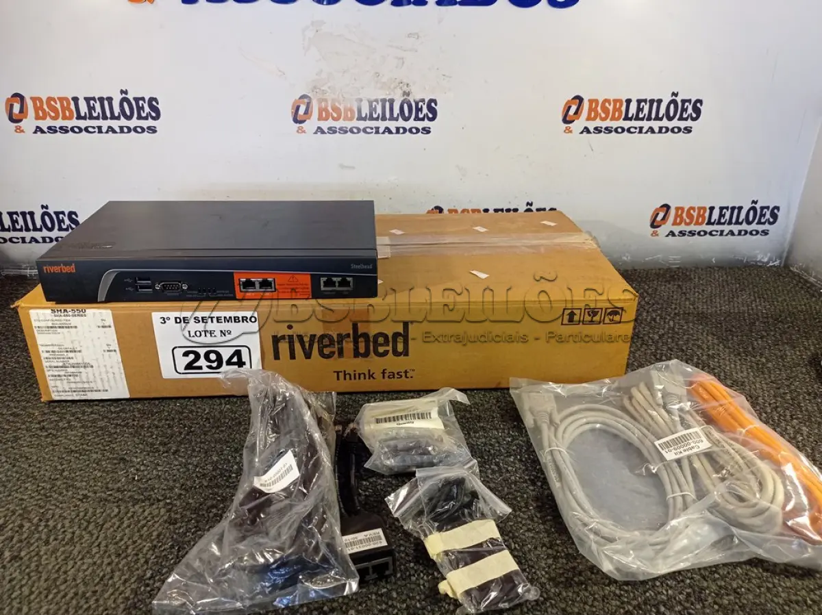 LOTE 294 - 01 ACELERADOR DE REDE RIVERBED. (NO ESTADO) ATENÇÃO! FAZER A VISITAÇÃO ANTES DE ARREMATAR, NÃO SABEMOS SE FUNCIONA. LEILÃO NÃO TEM GARANTIA E NEM DEVOLUÇÃO, SUJEITO A POSSÍVEIS AVARIAS VISÍVEIS/OCULTAS E/OU AUSÊNCIA DE COMPONENTES.