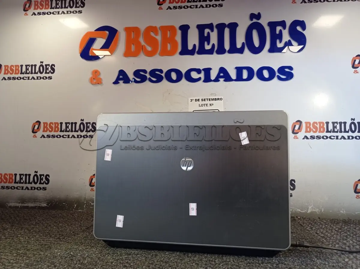 LOTE 376 - 01 NOTEBOOK HP INTEL CORE I3- 2330(2.20GHZ) 4GB RAM E HD 320 COM FONTE. (NO ESTADO) ATENÇÃO! FAZER A VISITAÇÃO ANTES DE ARREMATAR, NÃO SABEMOS SE FUNCIONA. LEILÃO NÃO TEM GARANTIA E NEM DEVOLUÇÃO, SUJEITO A POSSÍVEIS AVARIAS VISÍVEIS/OCULTAS E/OU AUSÊNCIA DE COMPONENTES.