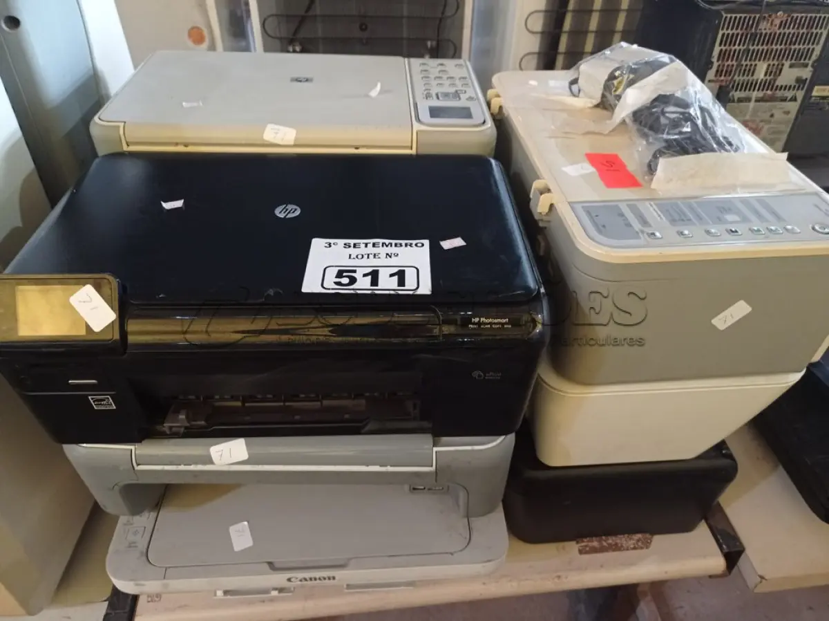 LOTE 511 - 09 IMPRESSORAS MARCAS E MODELOS DIVERSOS PARA RETIRADA DE PEÇAS. (NO ESTADO) ATENÇÃO! FAZER A VISITAÇÃO ANTES DE ARREMATAR, NÃO SABEMOS SE FUNCIONA. LEILÃO NÃO TEM GARANTIA E NEM DEVOLUÇÃO, SUJEITO A POSSÍVEIS AVARIAS VISÍVEIS/OCULTAS E/OU AUSÊNCIA DE COMPONENTES.