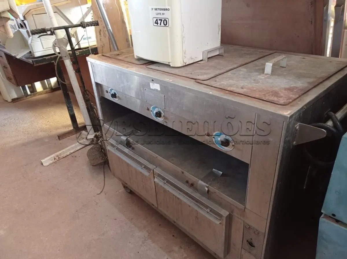 LOTE 470 - 01 BANHO-MARIA EM INOX E 01 BEBEDOURO PARA GARRAFÃO MARCA IBBL 127V. (NO ESTADO) ATENÇÃO! FAZER A VISITAÇÃO ANTES DE ARREMATAR, NÃO SABEMOS SE FUNCIONA. LEILÃO NÃO TEM GARANTIA E NEM DEVOLUÇÃO, SUJEITO A POSSÍVEIS AVARIAS VISÍVEIS/OCULTAS E/OU AUSÊNCIA DE COMPONENTES.