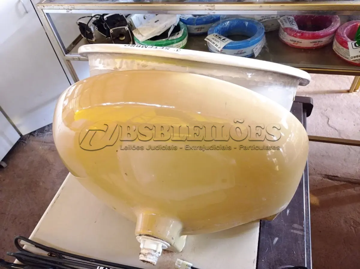 LOTE 455 - 02 CUBAS MARCAS E MODELOS DIVERSOS. (NO ESTADO) ATENÇÃO! FAZER A VISITAÇÃO ANTES DE ARREMATAR, NÃO SABEMOS SE FUNCIONA. LEILÃO NÃO TEM GARANTIA E NEM DEVOLUÇÃO, SUJEITO A POSSÍVEIS AVARIAS VISÍVEIS/OCULTAS E/OU AUSÊNCIA DE COMPONENTES.