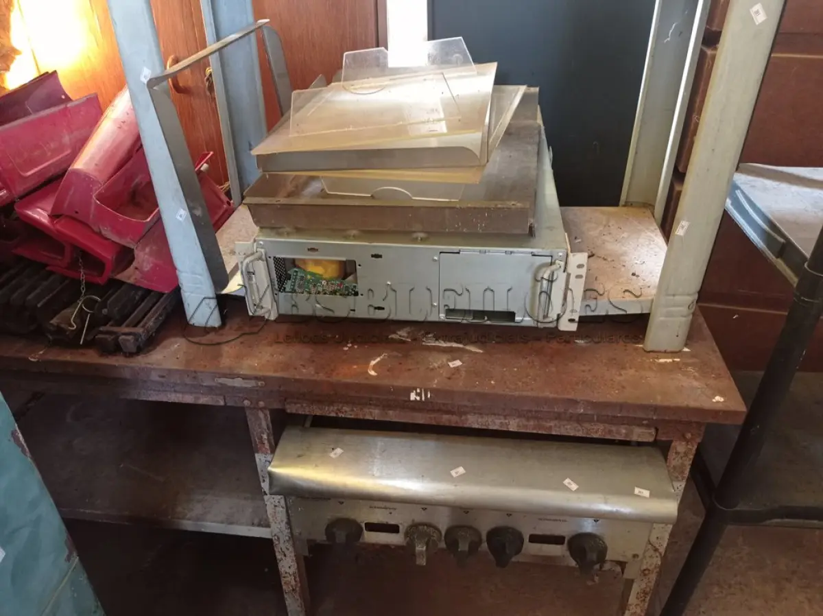 LOTE 472