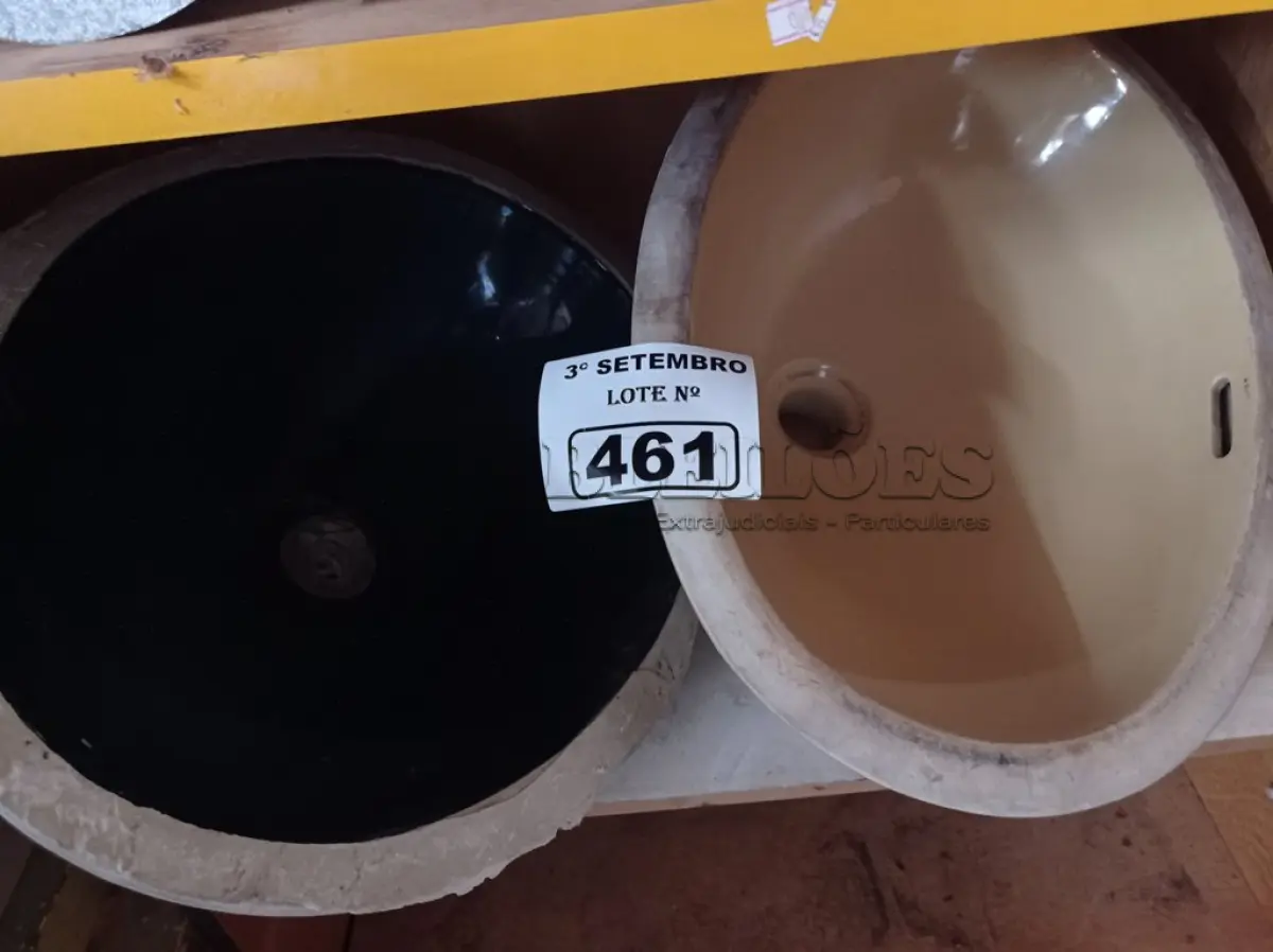 LOTE 461 - 02 CUBAS MARCAS E MODELOS DIVERSOS. (NO ESTADO) ATENÇÃO! FAZER A VISITAÇÃO ANTES DE ARREMATAR, NÃO SABEMOS SE FUNCIONA. LEILÃO NÃO TEM GARANTIA E NEM DEVOLUÇÃO, SUJEITO A POSSÍVEIS AVARIAS VISÍVEIS/OCULTAS E/OU AUSÊNCIA DE COMPONENTES.