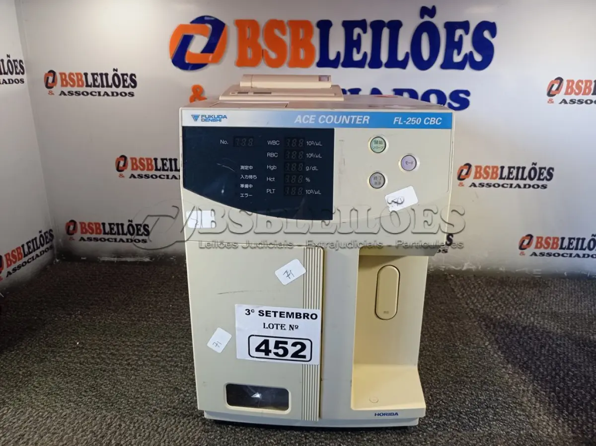 LOTE 452 - 01 APARELHO HORIBA FL-250 CBC. (NO ESTADO) ATENÇÃO! FAZER A VISITAÇÃO ANTES DE ARREMATAR, NÃO SABEMOS SE FUNCIONA. LEILÃO NÃO TEM GARANTIA E NEM DEVOLUÇÃO, SUJEITO A POSSÍVEIS AVARIAS VISÍVEIS/OCULTAS E/OU AUSÊNCIA DE COMPONENTES.