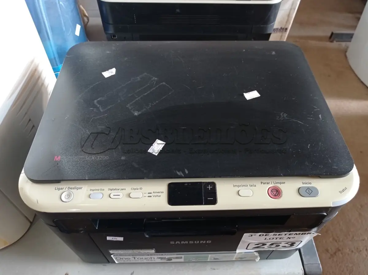 LOTE 253 - 01 IMPRESSORA MULTIFUNCIONAL MARCA SAMSUNG MODELO SCX-3200. (NO ESTADO) ATENÇÃO! FAZER A VISITAÇÃO ANTES DE ARREMATAR, NÃO SABEMOS SE FUNCIONA. LEILÃO NÃO TEM GARANTIA E NEM DEVOLUÇÃO, SUJEITO A POSSÍVEIS AVARIAS VISÍVEIS/OCULTAS E/OU AUSÊNCIA DE COMPONENTES.