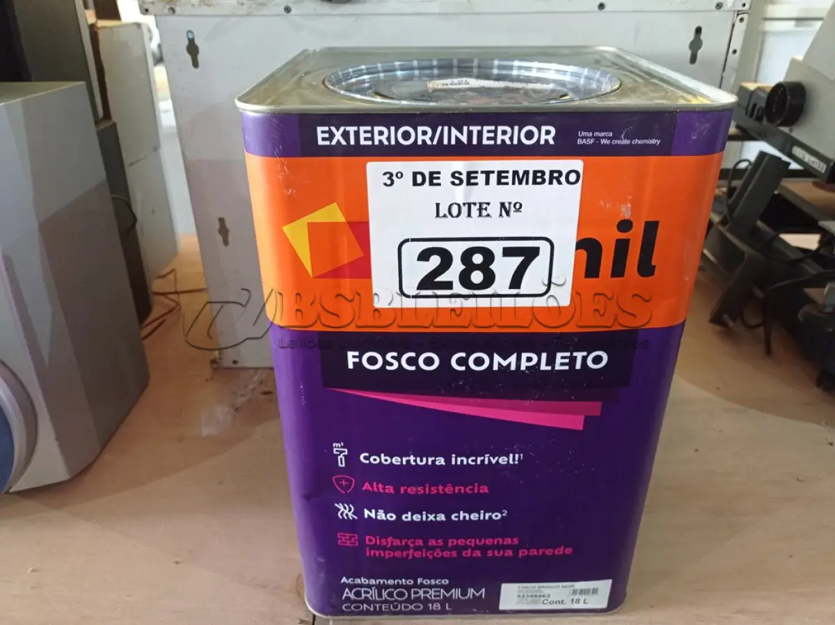 LOTE 287 - 01 LATA DE TINTA SUVINIL INTERIORES /EXTERIORES SEM CHEIRO 18L NA COR FOSCO BRANCO NEVE. (NO ESTADO) ATENÇÃO! FAZER A VISITAÇÃO ANTES DE ARREMATAR, NÃO SABEMOS SE FUNCIONA. LEILÃO NÃO TEM GARANTIA E NEM DEVOLUÇÃO, SUJEITO A POSSÍVEIS AVARIAS VISÍVEIS/OCULTAS E/OU AUSÊNCIA DE COMPONENTES.