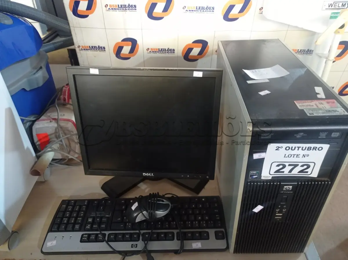 LOTE 272 - 01 CPU, 01 MONITOR, 01 TECLADO E 01 MOUSE. (NO ESTADO) ATENÇÃO! FAZER A VISITAÇÃO ANTES DE ARREMATAR, NÃO SABEMOS SE FUNCIONA. LEILÃO NÃO TEM GARANTIA E NEM DEVOLUÇÃO, SUJEITO A POSSÍVEIS AVARIAS VISÍVEIS/OCULTAS E/OU AUSÊNCIA DE COMPONENTES.