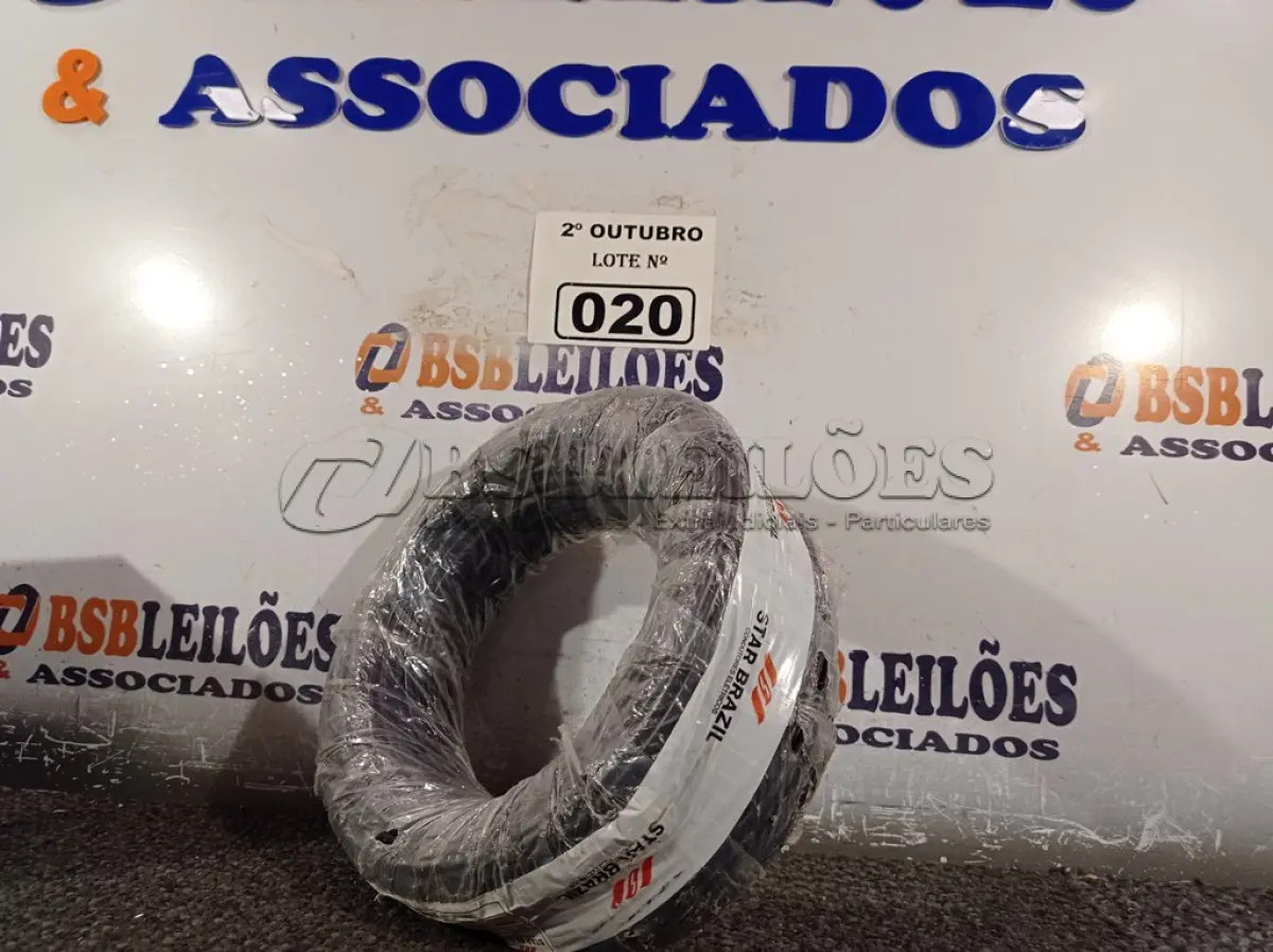 LOTE 020 - 01 ROLO DE CABO FLEXÍVEL 100M 2,5MM NA COR PRETA. (NO ESTADO) ATENÇÃO! FAZER A VISITAÇÃO ANTES DE ARREMATAR, NÃO SABEMOS SE FUNCIONA. LEILÃO NÃO TEM GARANTIA E NEM DEVOLUÇÃO, SUJEITO A POSSÍVEIS AVARIAS VISÍVEIS/OCULTAS E/OU AUSÊNCIA DE COMPONENTES.