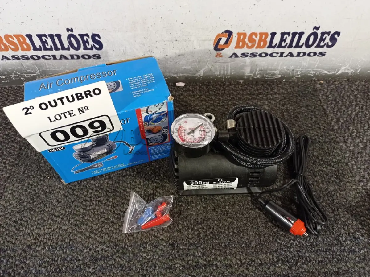 LOTE 009 - 01 MINI COMPRESSOR DE AR 12V. (NO ESTADO) ATENÇÃO! FAZER A VISITAÇÃO ANTES DE ARREMATAR, NÃO SABEMOS SE FUNCIONA. LEILÃO NÃO TEM GARANTIA E NEM DEVOLUÇÃO, SUJEITO A POSSÍVEIS AVARIAS VISÍVEIS/OCULTAS E/OU AUSÊNCIA DE COMPONENTES.