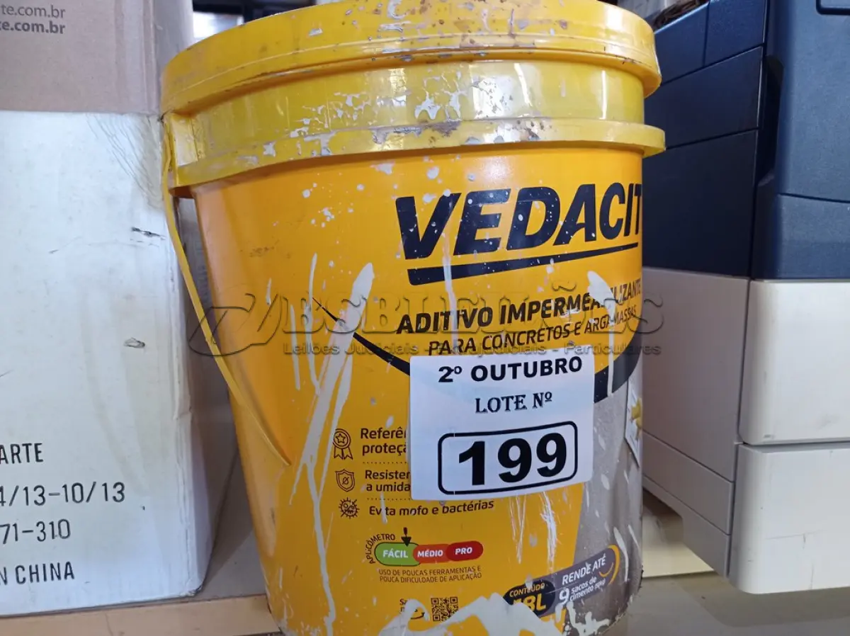 LOTE 199 - 01 BALDE DE VEDACIT, ADITIVO IMPERMEABILIZANTE PARA CONCRETOS E ARGAMASSAS 18L. (NO ESTADO) ATENÇÃO! FAZER A VISITAÇÃO ANTES DE ARREMATAR, NÃO SABEMOS SE FUNCIONA. LEILÃO NÃO TEM GARANTIA E NEM DEVOLUÇÃO, SUJEITO A POSSÍVEIS AVARIAS VISÍVEIS/OCULTAS E/OU AUSÊNCIA DE COMPONENTES.
