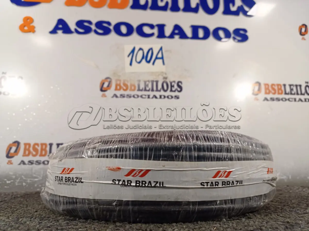 LOTE 100 - 01 ROLO DE CABO FLEXÍVEL 100M 10MM NA COR PRETA.(NO ESTADO) ATENÇÃO! FAZER A VISITAÇÃO ANTES DE ARREMATAR, NÃO SABEMOS SE FUNCIONA. LEILÃO NÃO TEM GARANTIA E NEM DEVOLUÇÃO, SUJEITO A POSSÍVEIS AVARIAS VISÍVEIS/OCULTAS E/OU AUSÊNCIA DE COMPONENTES.