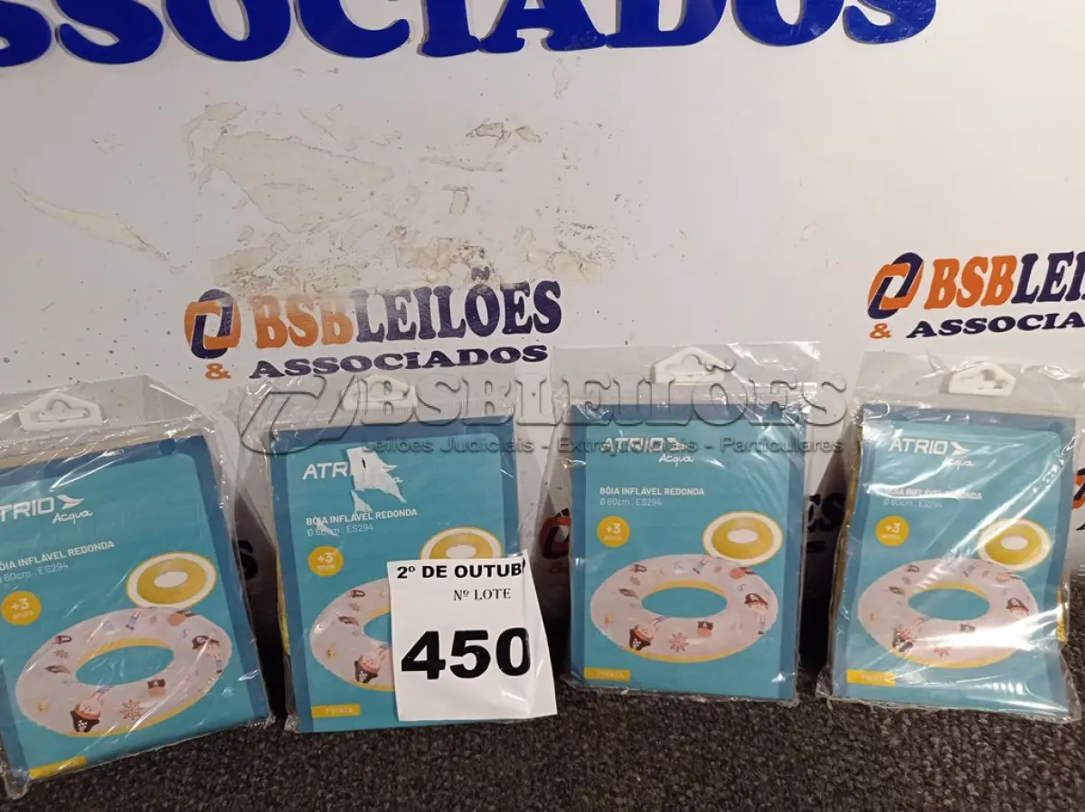 LOTE 450 - 04 BOIAS INFANTIS. (NO ESTADO) ATENÇÃO! FAZER A VISITAÇÃO ANTES DE ARREMATAR, NÃO SABEMOS SE FUNCIONA. LEILÃO NÃO TEM GARANTIA E NEM DEVOLUÇÃO, SUJEITO A POSSÍVEIS AVARIAS VISÍVEIS/OCULTAS E/OU AUSÊNCIA DE COMPONENTES.
