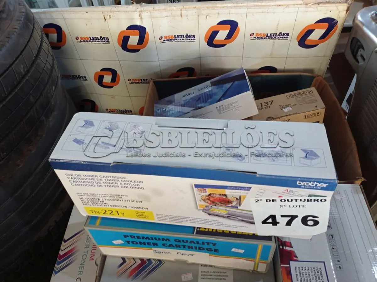 LOTE 476 - 01 LOTE COM VÁRIOS TONERS MARCAS E MODELOS DIVERSOS. (NO ESTADO) ATENÇÃO! FAZER A VISITAÇÃO ANTES DE ARREMATAR, NÃO SABEMOS SE FUNCIONA. LEILÃO NÃO TEM GARANTIA E NEM DEVOLUÇÃO, SUJEITO A POSSÍVEIS AVARIAS VISÍVEIS/OCULTAS E/OU AUSÊNCIA DE COMPONENTES.