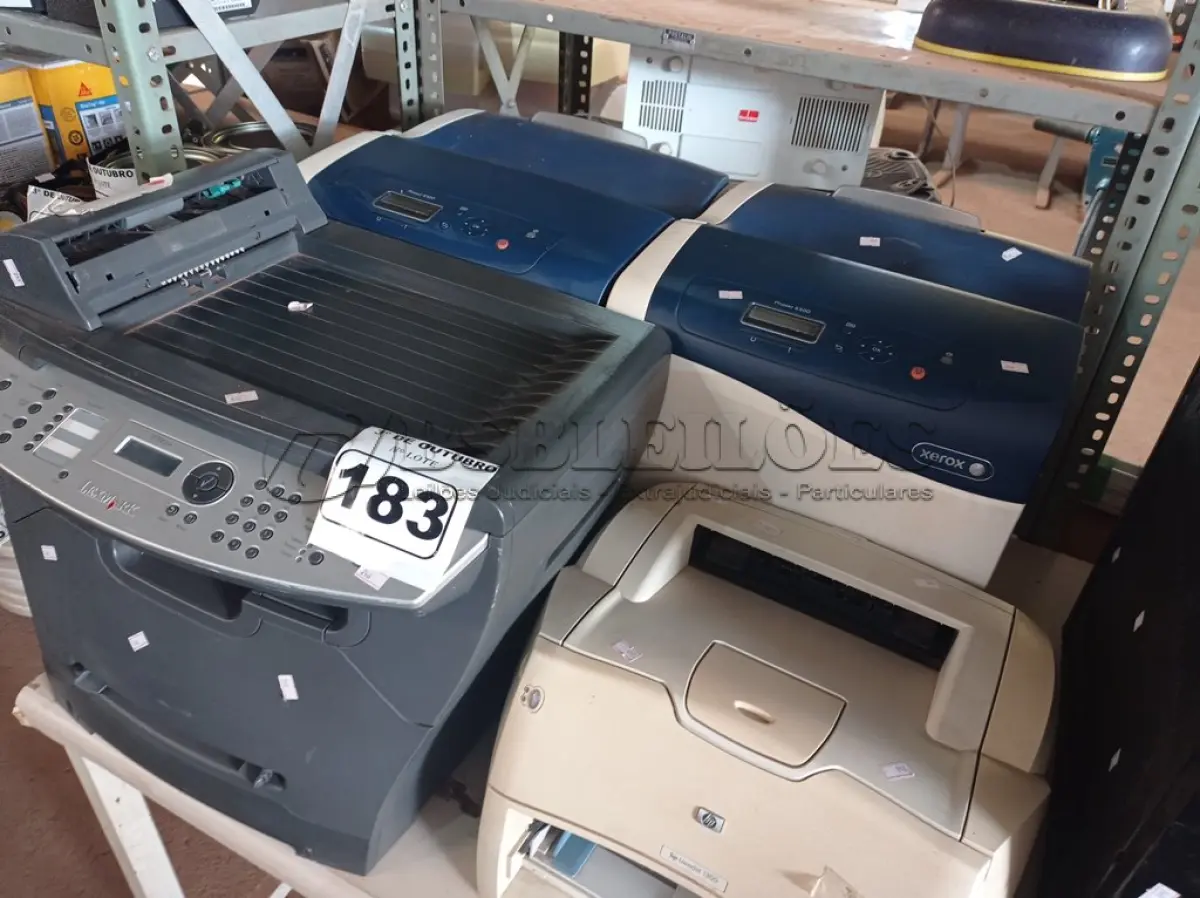 LOTE 183 - 04 IMPRESSORAS MARCAS E MODELOS DIVERSOS. (NO ESTADO) ATENÇÃO! FAZER A VISITAÇÃO ANTES DE ARREMATAR, NÃO SABEMOS SE FUNCIONA. LEILÃO NÃO TEM GARANTIA E NEM DEVOLUÇÃO, SUJEITO A POSSÍVEIS AVARIAS VISÍVEIS/OCULTAS E/OU AUSÊNCIA DE COMPONENTES.