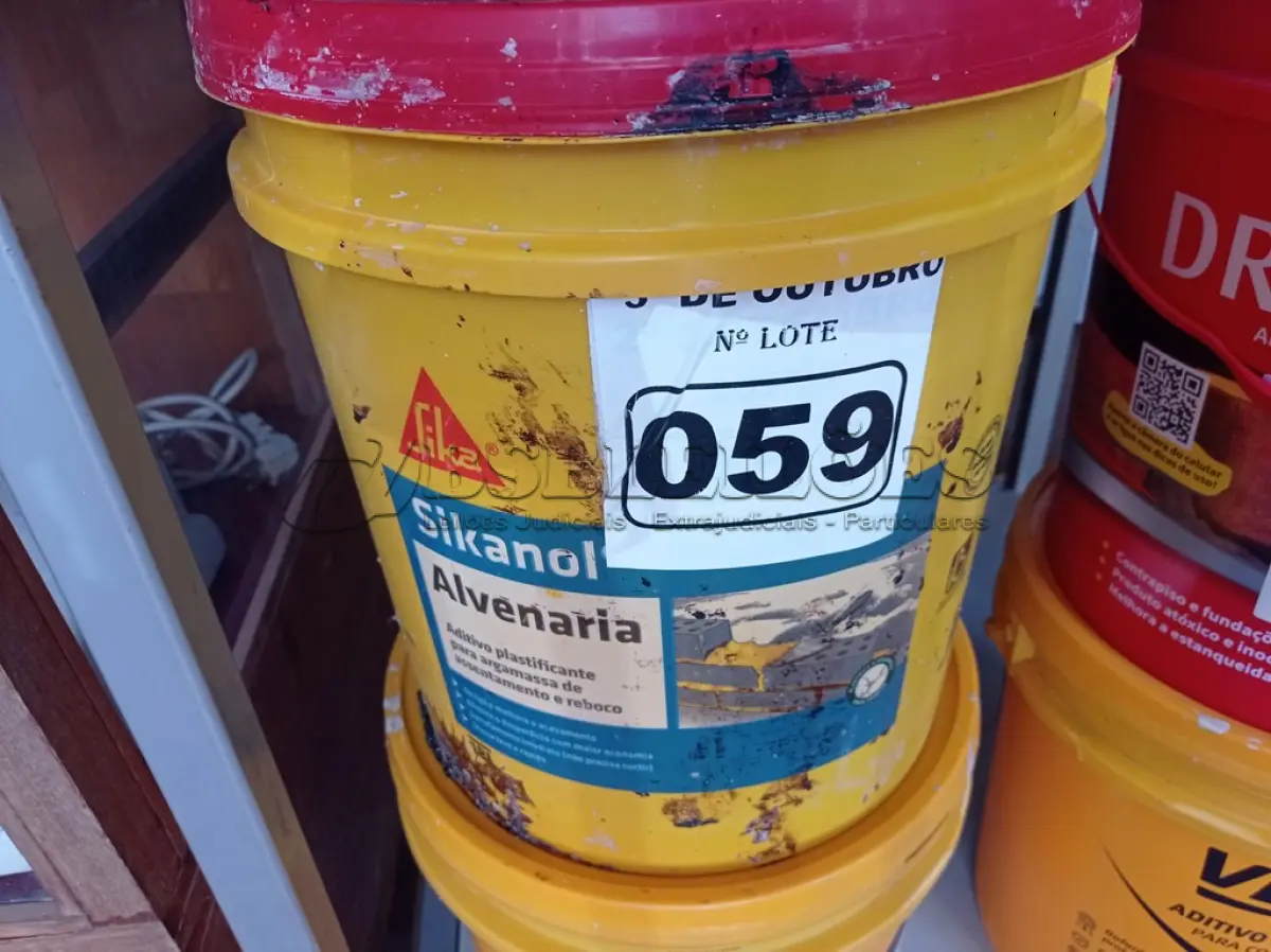 LOTE 059 - 01 BALDE DE SIKANOL ALVENARIA, ADITIVO PLASTIFICANTE PARA ARGAMASSA DE ASSENTAMENTO E REBOCO. (NO ESTADO) ATENÇÃO! FAZER A VISITAÇÃO ANTES DE ARREMATAR, NÃO SABEMOS SE FUNCIONA. LEILÃO NÃO TEM GARANTIA E NEM DEVOLUÇÃO, SUJEITO A POSSÍVEIS AVARIAS VISÍVEIS/OCULTAS E/OU AUSÊNCIA DE COMPONENTES.