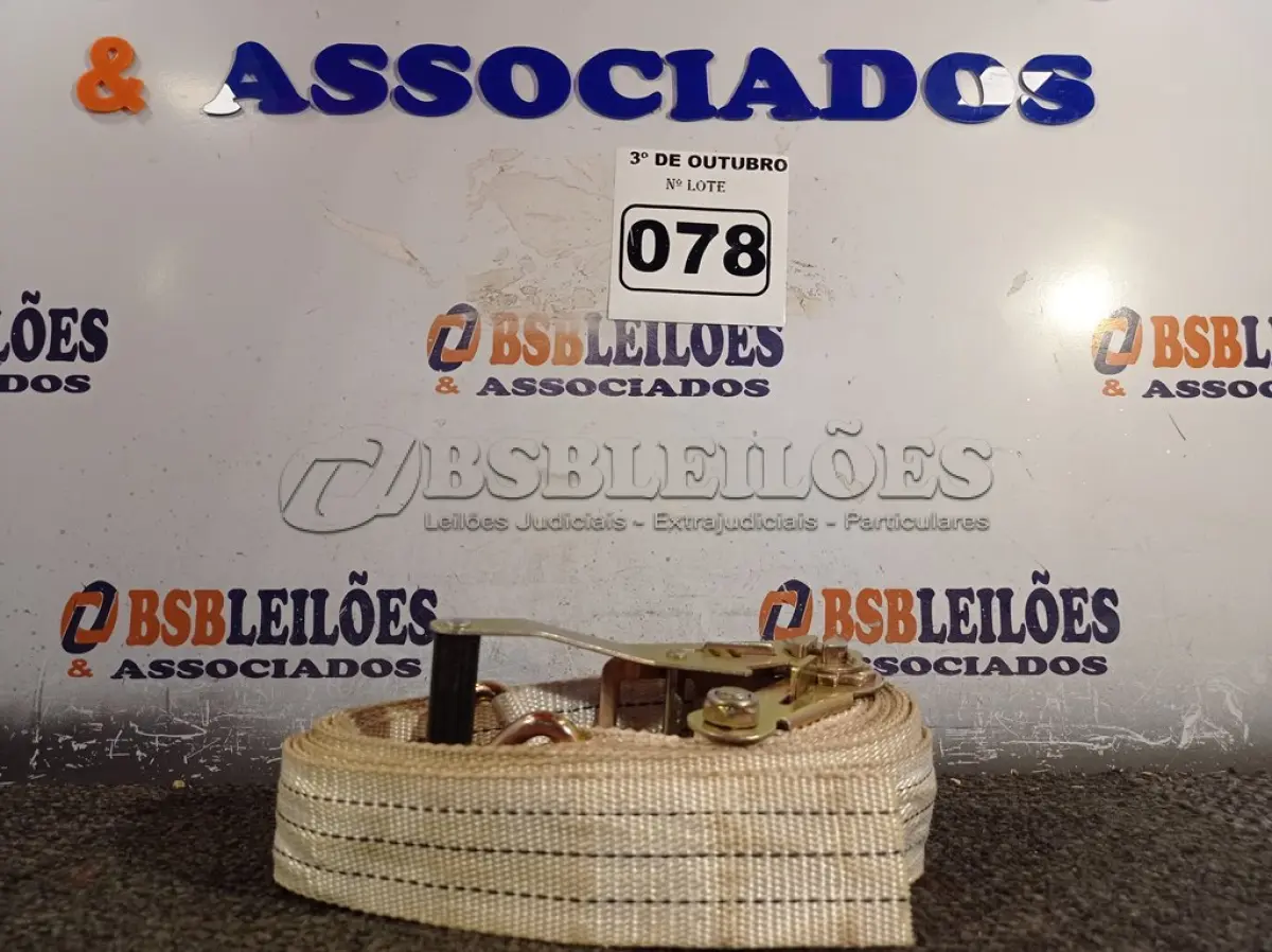LOTE 078 - 01 CINTA PARA AMARRAÇÃO DE CARGAS. (NO ESTADO) ATENÇÃO! FAZER A VISITAÇÃO ANTES DE ARREMATAR, NÃO SABEMOS SE FUNCIONA. LEILÃO NÃO TEM GARANTIA E NEM DEVOLUÇÃO, SUJEITO A POSSÍVEIS AVARIAS VISÍVEIS/OCULTAS E/OU AUSÊNCIA DE COMPONENTES.