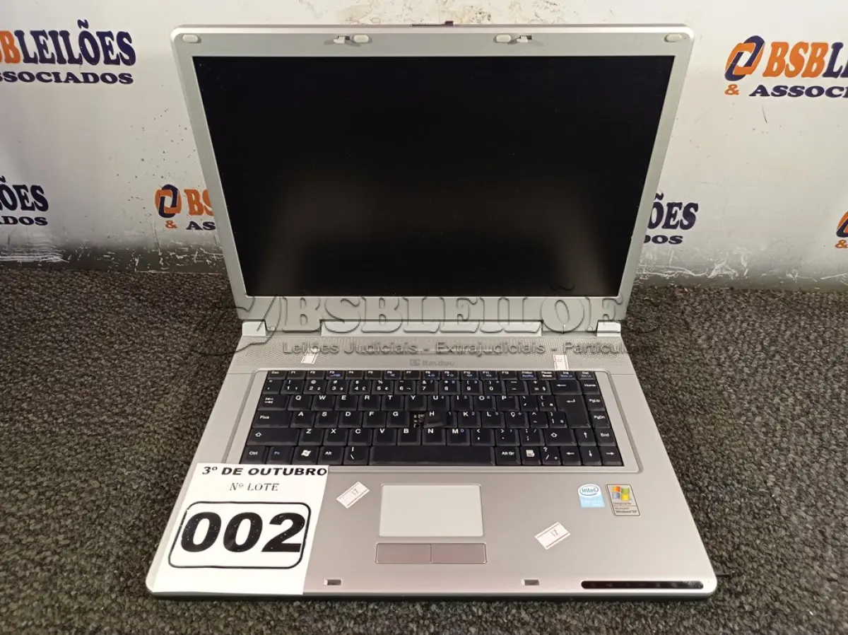 LOTE 002 - 01 NOTEBOOK MARCA ITAUTEC. (NO ESTADO) ATENÇÃO! FAZER A VISITAÇÃO ANTES DE ARREMATAR, NÃO SABEMOS SE FUNCIONA. LEILÃO NÃO TEM GARANTIA E NEM DEVOLUÇÃO, SUJEITO A POSSÍVEIS AVARIAS VISÍVEIS/OCULTAS E/OU AUSÊNCIA DE COMPONENTES.