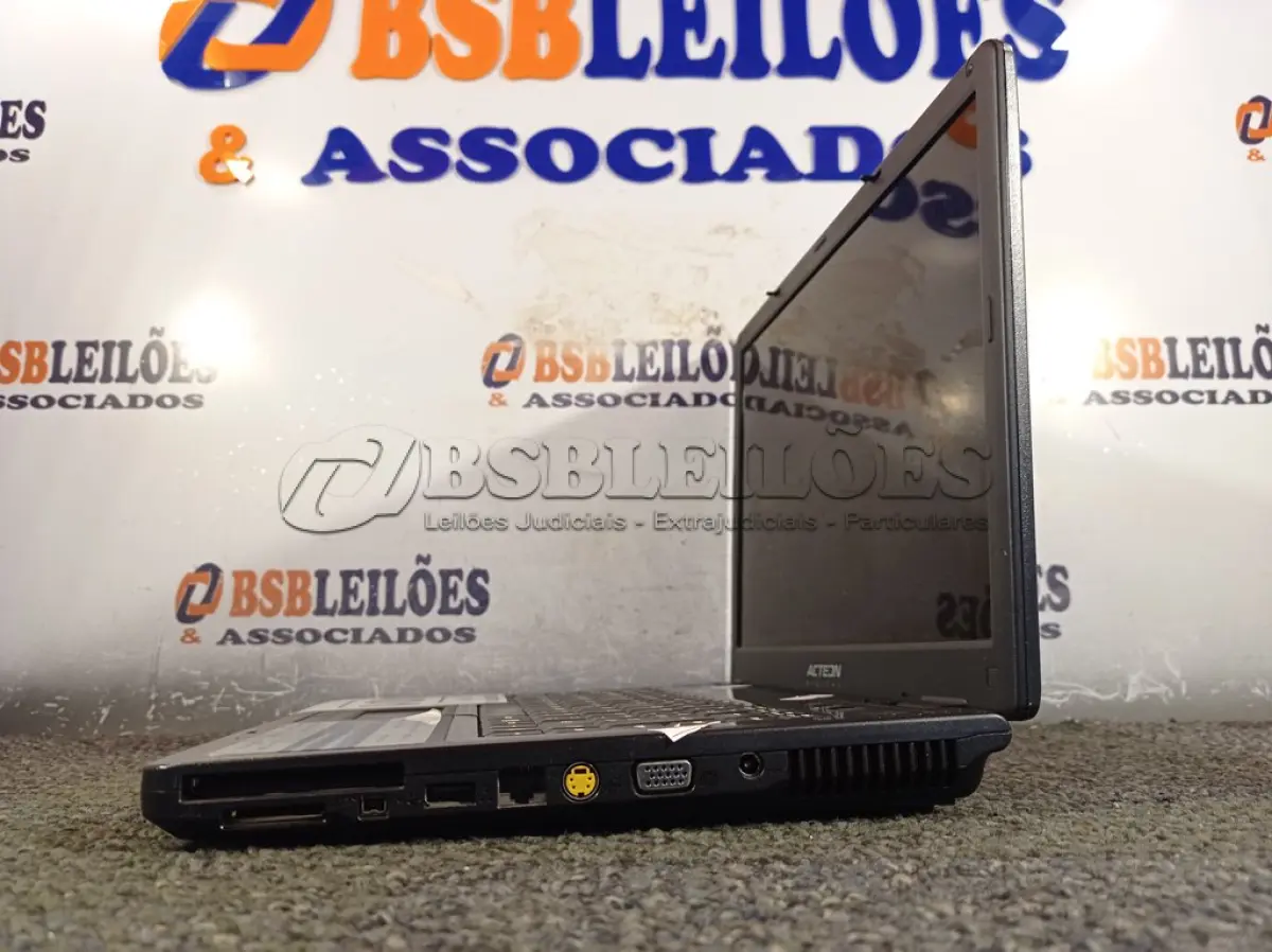 LOTE 001 - 01 NOTEBOOK MARCA ACTEON. (NO ESTADO) ATENÇÃO! FAZER A VISITAÇÃO ANTES DE ARREMATAR, NÃO SABEMOS SE FUNCIONA. LEILÃO NÃO TEM GARANTIA E NEM DEVOLUÇÃO, SUJEITO A POSSÍVEIS AVARIAS VISÍVEIS/OCULTAS E/OU AUSÊNCIA DE COMPONENTES.