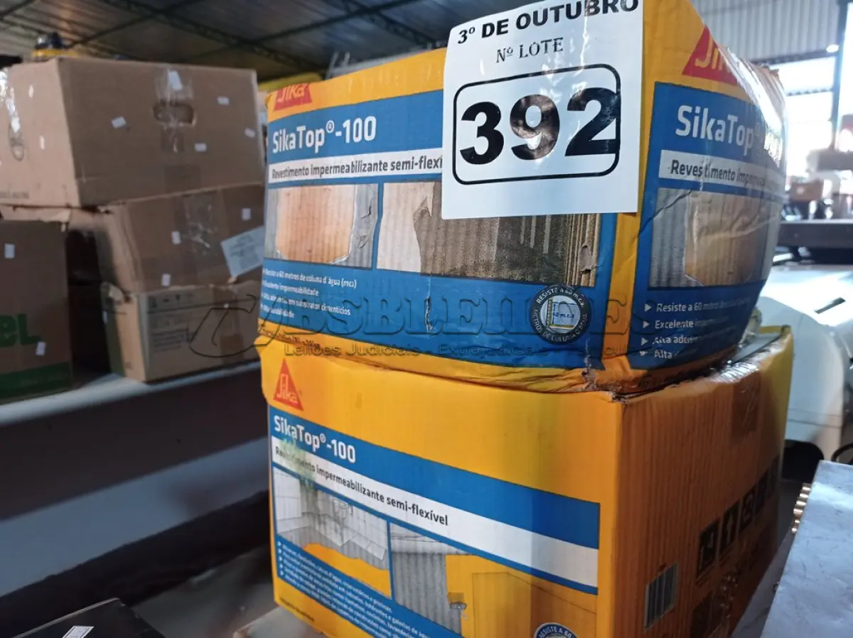 LOTE 392 - 02 CAIXAS DE SIKA TOP-100, REVESTIMENTO IMPERMEABILIZANTE SEMI-FLEXIVEL 18KG. (NO ESTADO) ATENÇÃO! FAZER A VISITAÇÃO ANTES DE ARREMATAR, NÃO SABEMOS SE FUNCIONA. LEILÃO NÃO TEM GARANTIA E NEM DEVOLUÇÃO, SUJEITO A POSSÍVEIS AVARIAS VISÍVEIS/OCULTAS E/OU AUSÊNCIA DE COMPONENTES.
