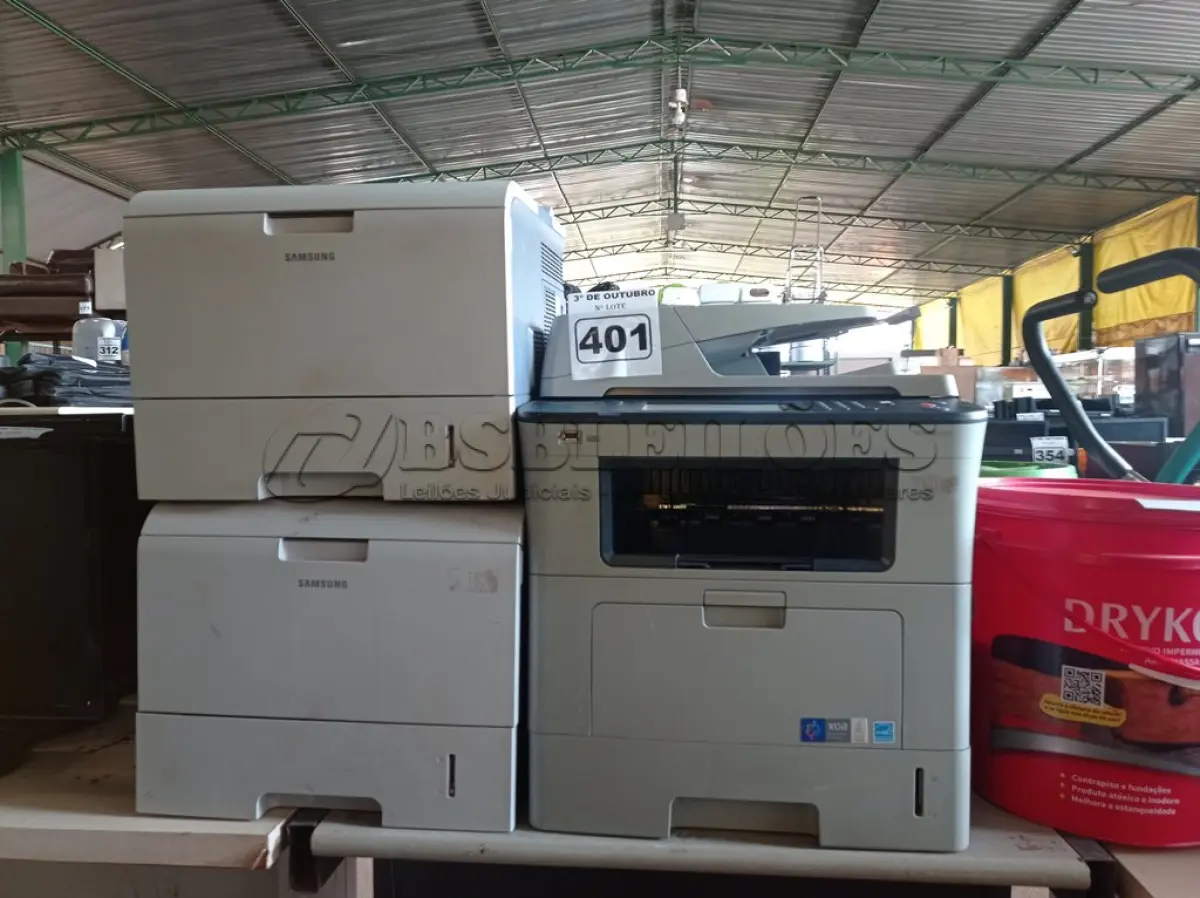 LOTE 401 - 03 IMPRESSORAS SAMSUNG SENDO 01 MULTIFUNCIONAL MODELO SCX-5835NX. (NO ESTADO) ATENÇÃO! FAZER A VISITAÇÃO ANTES DE ARREMATAR, NÃO SABEMOS SE FUNCIONA. LEILÃO NÃO TEM GARANTIA E NEM DEVOLUÇÃO, SUJEITO A POSSÍVEIS AVARIAS VISÍVEIS/OCULTAS E/OU AUSÊNCIA DE COMPONENTES.