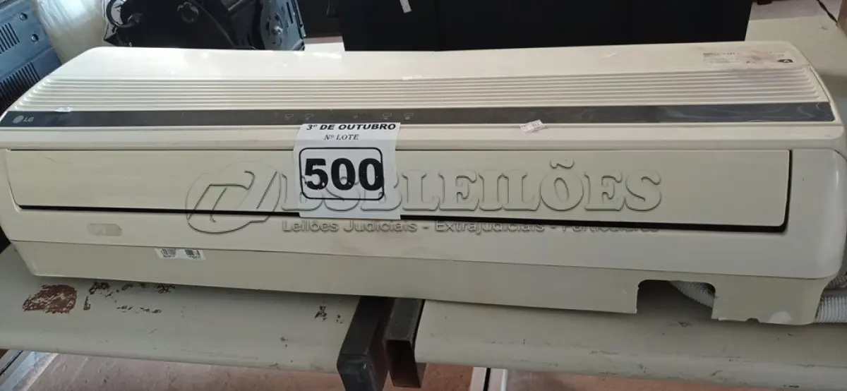 LOTE 500 - 01 EVAPORADORA MARCA LG 12000BTU. (NO ESTADO) ATENÇÃO! FAZER A VISITAÇÃO ANTES DE ARREMATAR, NÃO SABEMOS SE FUNCIONA. LEILÃO NÃO TEM GARANTIA E NEM DEVOLUÇÃO, SUJEITO A POSSÍVEIS AVARIAS VISÍVEIS/OCULTAS E/OU AUSÊNCIA DE COMPONENTES.