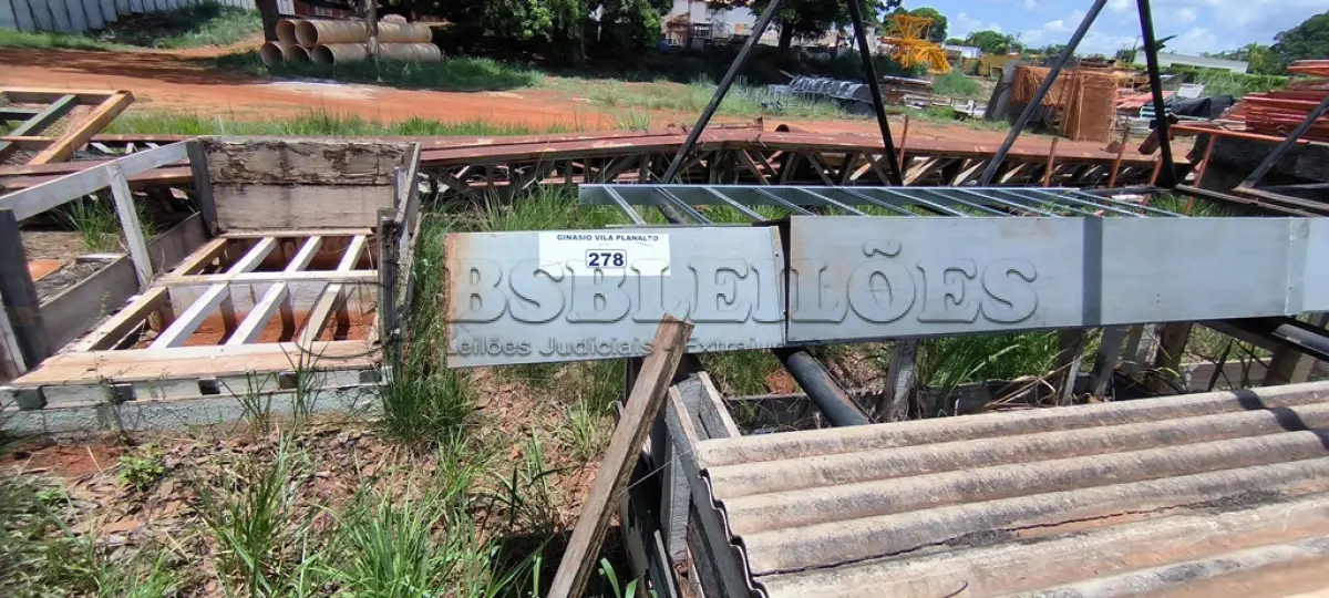 LOTE 278 - 01 CALHA PARA GALPÃO (NO ESTADO, NÃO SABEMOS SE FUNCIONA. LEILÃO NÃO TEM GARANTIA E NEM DEVOLUÇÃO)