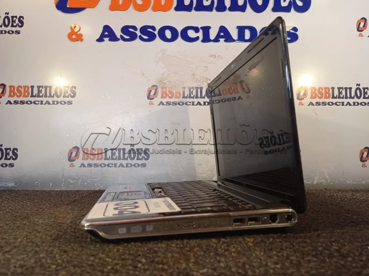 LOTE 004 - 01 NOTEBOOK MARCA HP. (NO ESTADO) ATENÇÃO! FAZER A VISITAÇÃO ANTES DE ARREMATAR, NÃO SABEMOS SE FUNCIONA. LEILÃO NÃO TEM GARANTIA E NEM DEVOLUÇÃO, SUJEITO A POSSÍVEIS AVARIAS VISÍVEIS/OCULTAS E/OU AUSÊNCIA DE COMPONENTES.