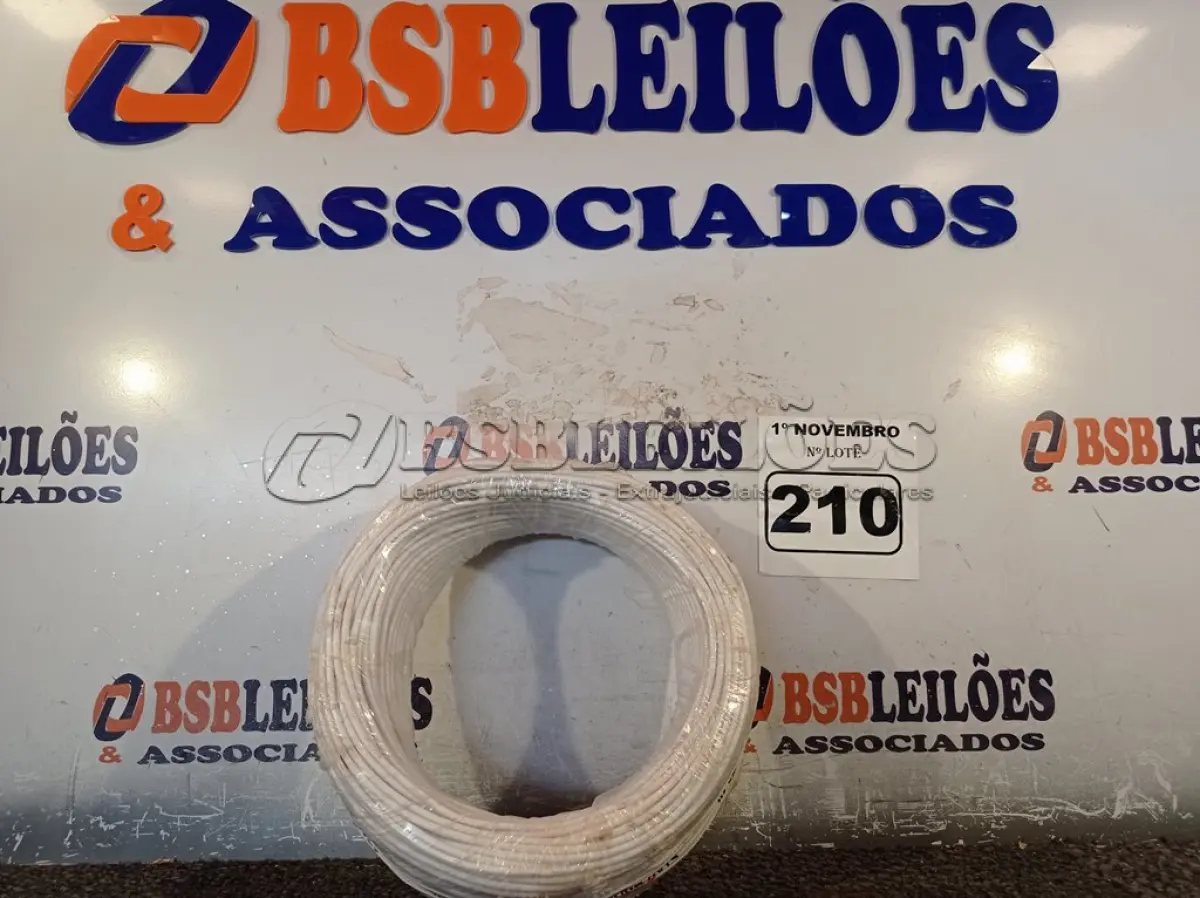 LOTE 210 - 01 ROLO DE CABO FLEXÍVEL 100M 1X2,5MM NA COR PRETA(NOVO). (NO ESTADO) ATENÇÃO! FAZER A VISITAÇÃO ANTES DE ARREMATAR, NÃO SABEMOS SE FUNCIONA. LEILÃO NÃO TEM GARANTIA E NEM DEVOLUÇÃO, SUJEITO A POSSÍVEIS AVARIAS VISÍVEIS/OCULTAS E/OU AUSÊNCIA DE COMPONENTES.