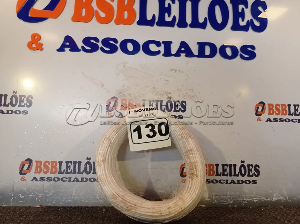 LOTE 130 - 01 ROLO DE CABO FLEXÍVEL 100M 1X2,5MM NA COR BRANCA(NOVO). (NO ESTADO) ATENÇÃO! FAZER A VISITAÇÃO ANTES DE ARREMATAR, NÃO SABEMOS SE FUNCIONA. LEILÃO NÃO TEM GARANTIA E NEM DEVOLUÇÃO, SUJEITO A POSSÍVEIS AVARIAS VISÍVEIS/OCULTAS E/OU AUSÊNCIA DE COMPONENTES.