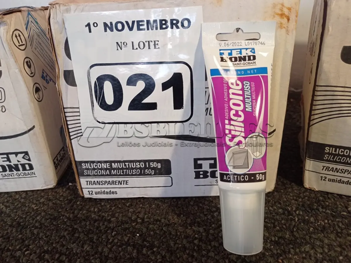 LOTE 021 - 04 CAIXAS COM BISNAGAS DE SILICONE MULTIUSO. (NO ESTADO) ATENÇÃO! FAZER A VISITAÇÃO ANTES DE ARREMATAR, NÃO SABEMOS SE FUNCIONA. LEILÃO NÃO TEM GARANTIA E NEM DEVOLUÇÃO, SUJEITO A POSSÍVEIS AVARIAS VISÍVEIS/OCULTAS E/OU AUSÊNCIA DE COMPONENTES.