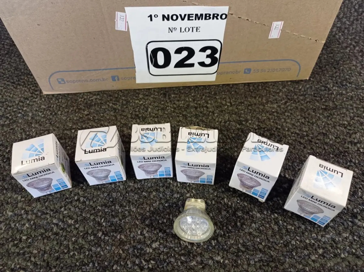 LOTE 023 - 01 LOTE COM APROXIMADAMENTE 80 LÂMPADAS DICROICA 1W 220V. (NO ESTADO) ATENÇÃO! FAZER A VISITAÇÃO ANTES DE ARREMATAR, NÃO SABEMOS SE FUNCIONA. LEILÃO NÃO TEM GARANTIA E NEM DEVOLUÇÃO, SUJEITO A POSSÍVEIS AVARIAS VISÍVEIS/OCULTAS E/OU AUSÊNCIA DE COMPONENTES.