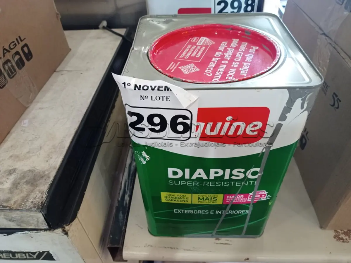 LOTE 296 - 01 LATA DE TINTA PARA PISO IQUINE COR CINZA MÉDIO 18L. (NO ESTADO) ATENÇÃO! FAZER A VISITAÇÃO ANTES DE ARREMATAR, NÃO SABEMOS SE FUNCIONA. LEILÃO NÃO TEM GARANTIA E NEM DEVOLUÇÃO, SUJEITO A POSSÍVEIS AVARIAS VISÍVEIS/OCULTAS E/OU AUSÊNCIA DE COMPONENTES.